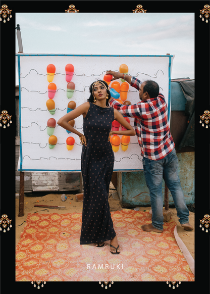 Palūṉ Black Mookuthi Dress