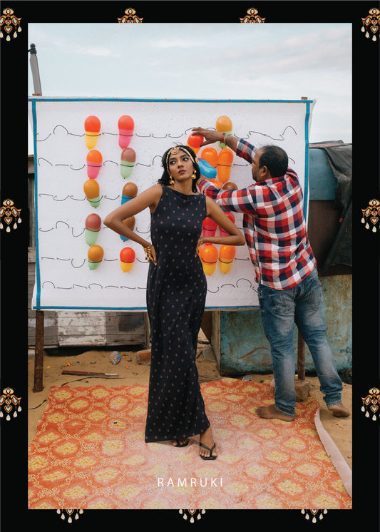 Palūṉ Black Mookuthi Dress