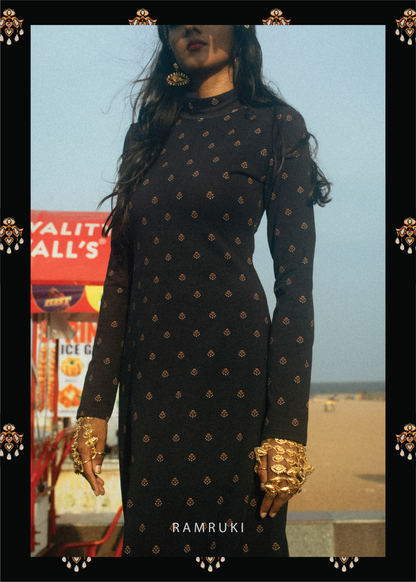 Full Hand Mookuthi Dress