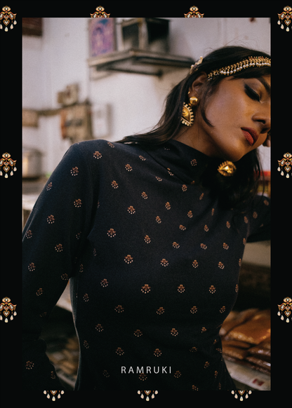 Black Full Mookuthi Top