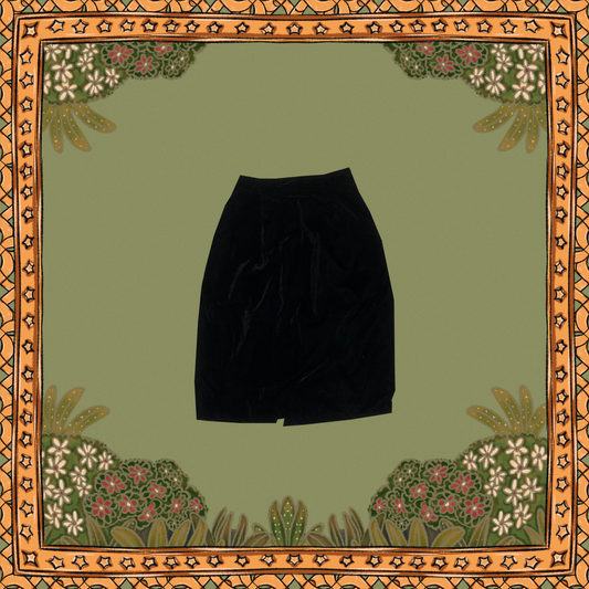 Velvy Black Mini Skirt